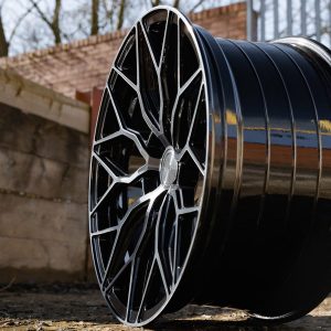Riviera RF108 – Black Polished Dark Tint