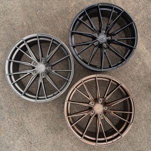 Riviera RF14 – Gloss Black
