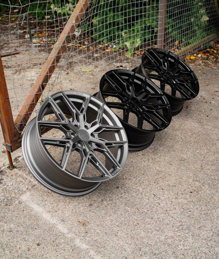 Riviera RF16 – Silver Polished