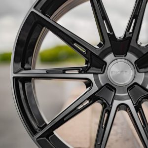 Riviera RF6 – Black Polished Dark Tint