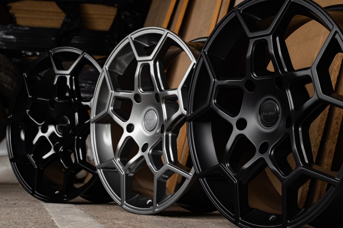 Riviera RTR – Satin Black