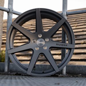 Riviera RV177 – Matt Gunmetal