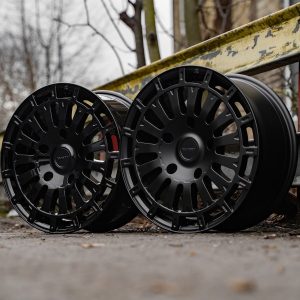 Riviera RXS5 – Satin Black