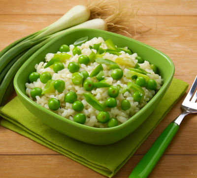 One-Pan Creamy Leek & Pea Risotto | Easy Vegetarian Vanlife Recipe UK